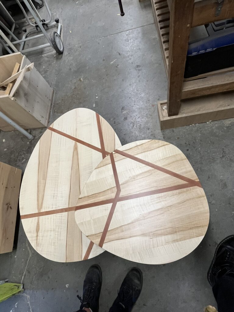 Table basse sur mesure avec motif anamorphose