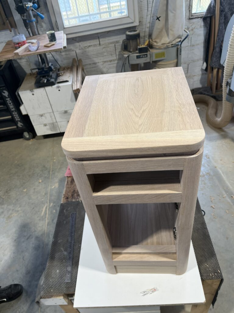 Commode d'entrée en chêne 
